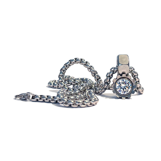 the axistorque solitaire necklace