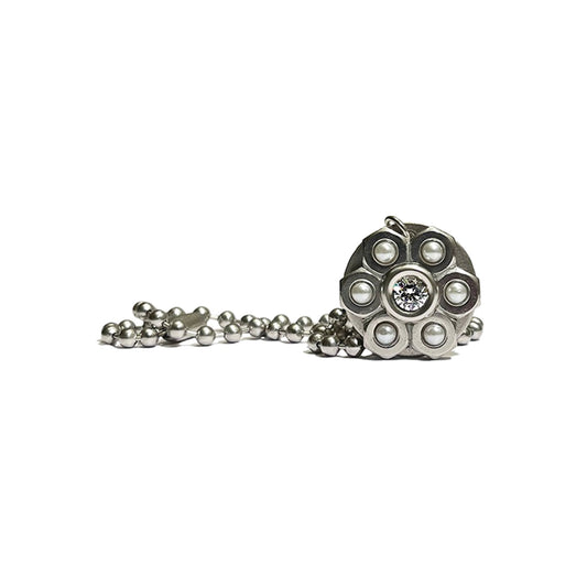 the pearl industrial daisy necklace