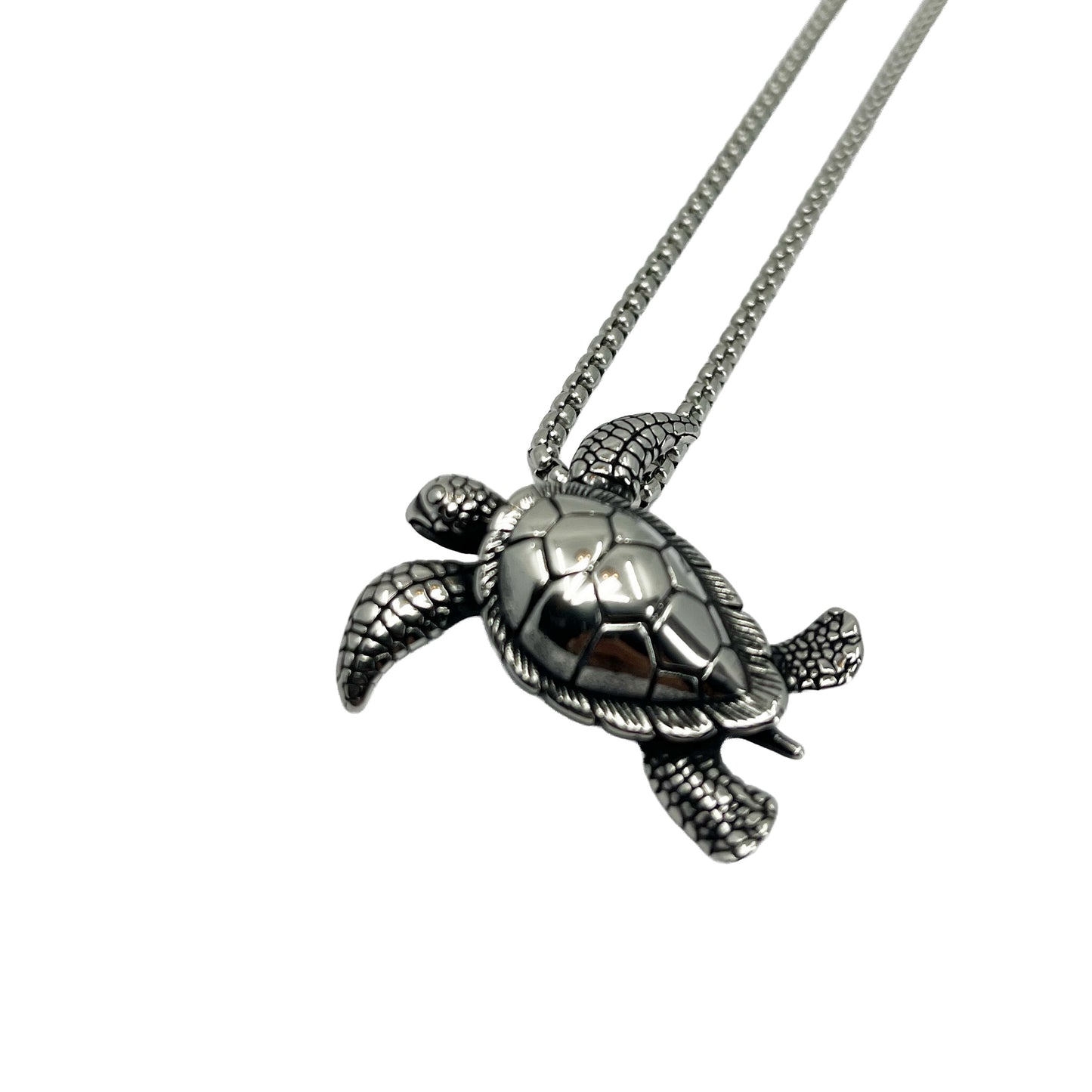 the sea turtle pendant necklace