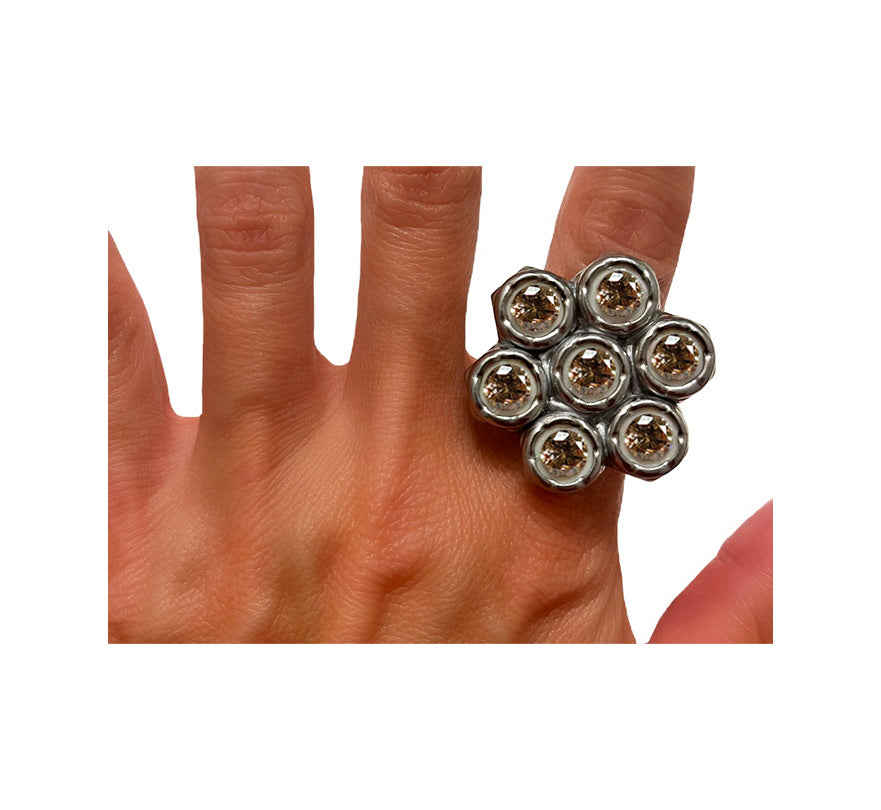 heavy metal petal ring - champagne