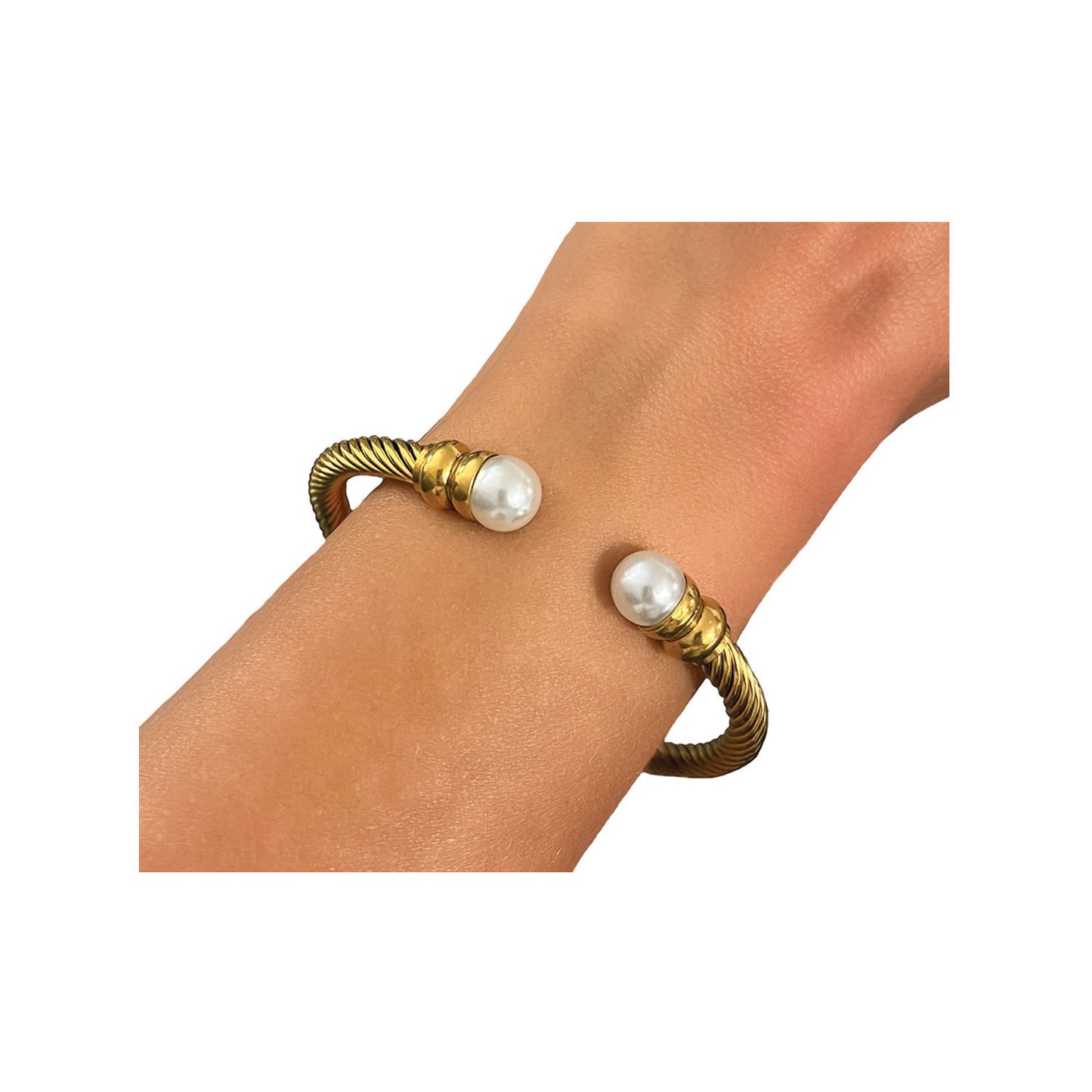 the dennis burman pearl cable bracelet