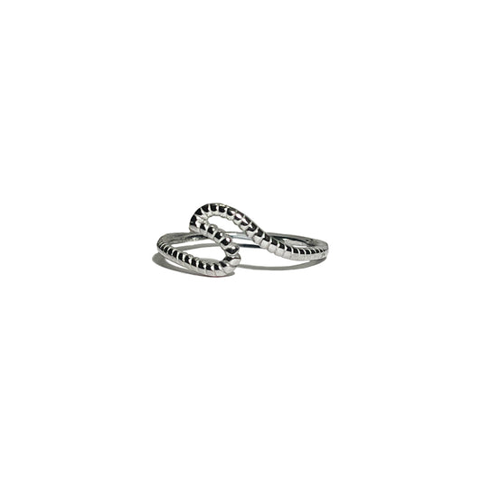 textured wave ring